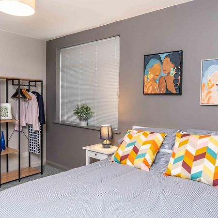 The Exchange Apartments With Permit Parking Tewkesbury Luaran gambar