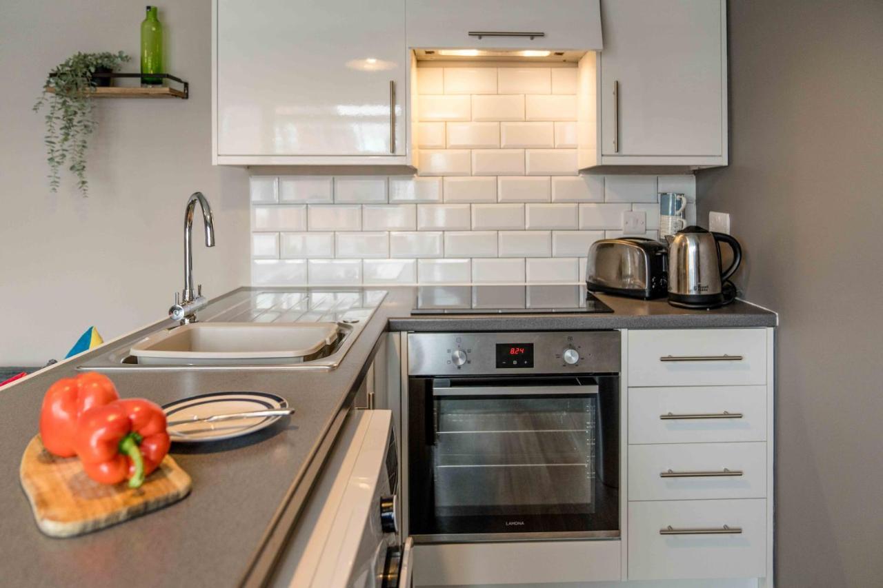 The Exchange Apartments With Permit Parking Tewkesbury Luaran gambar